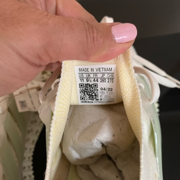 Adidas Ultra 4D FWD Linen Green Women Sz 11 NWT - Picture 9 of 11